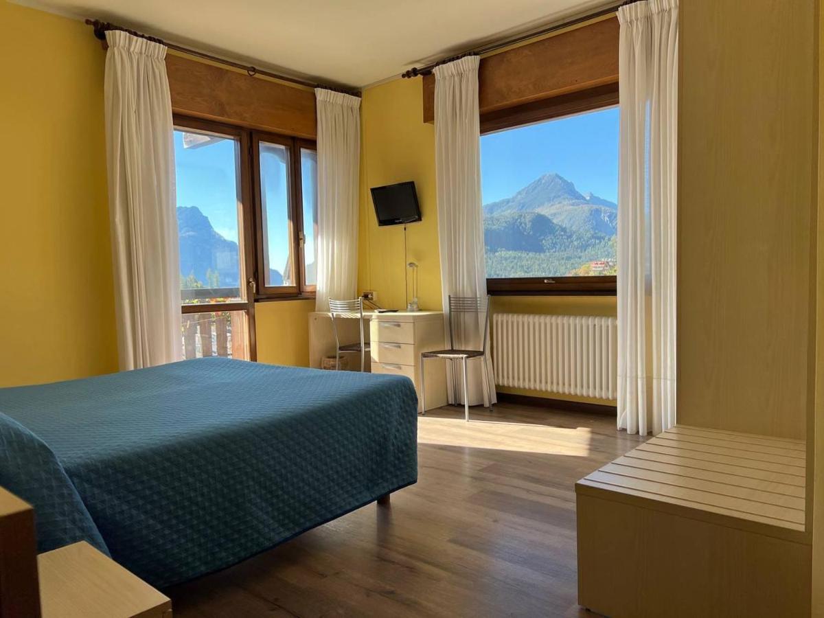 Hotel Giardino بييفي دي كادوري المظهر الخارجي الصورة