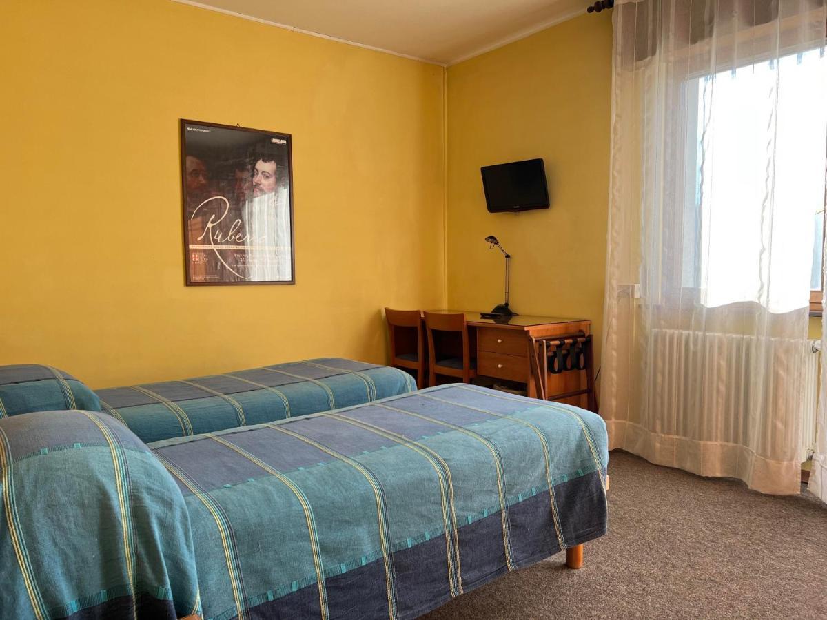 Hotel Giardino بييفي دي كادوري المظهر الخارجي الصورة